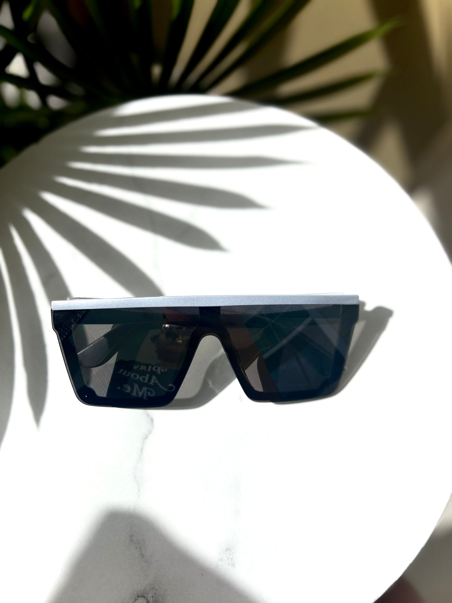 Ali’s Platinum Knockout Shades Oversized Futuristic Men’s Sunglasses UV Protection Bold Silver & Black Fashion Retro Street Eyewear