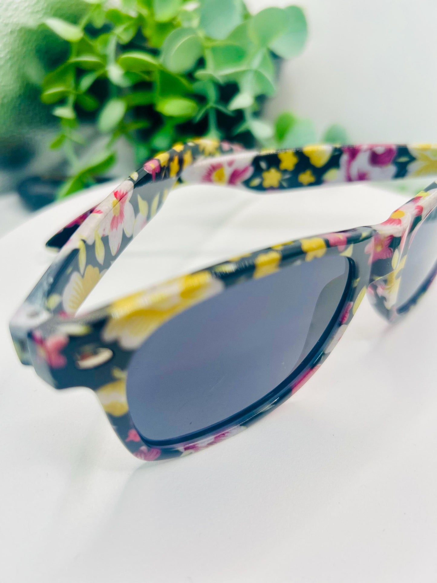 Tropic Like it’s Hott Floral Women Sunglasses| Retro Summer Festival Shades|Pink Yellow or Blue Red Flower Frames|Bad Girl Diaries Eyewear