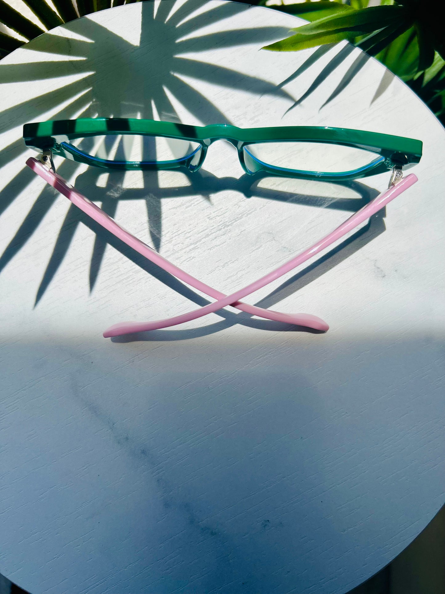 Kiwi Kool Aid – Juicy, Flirty, and Totally Unbothered Eyeglass Frames