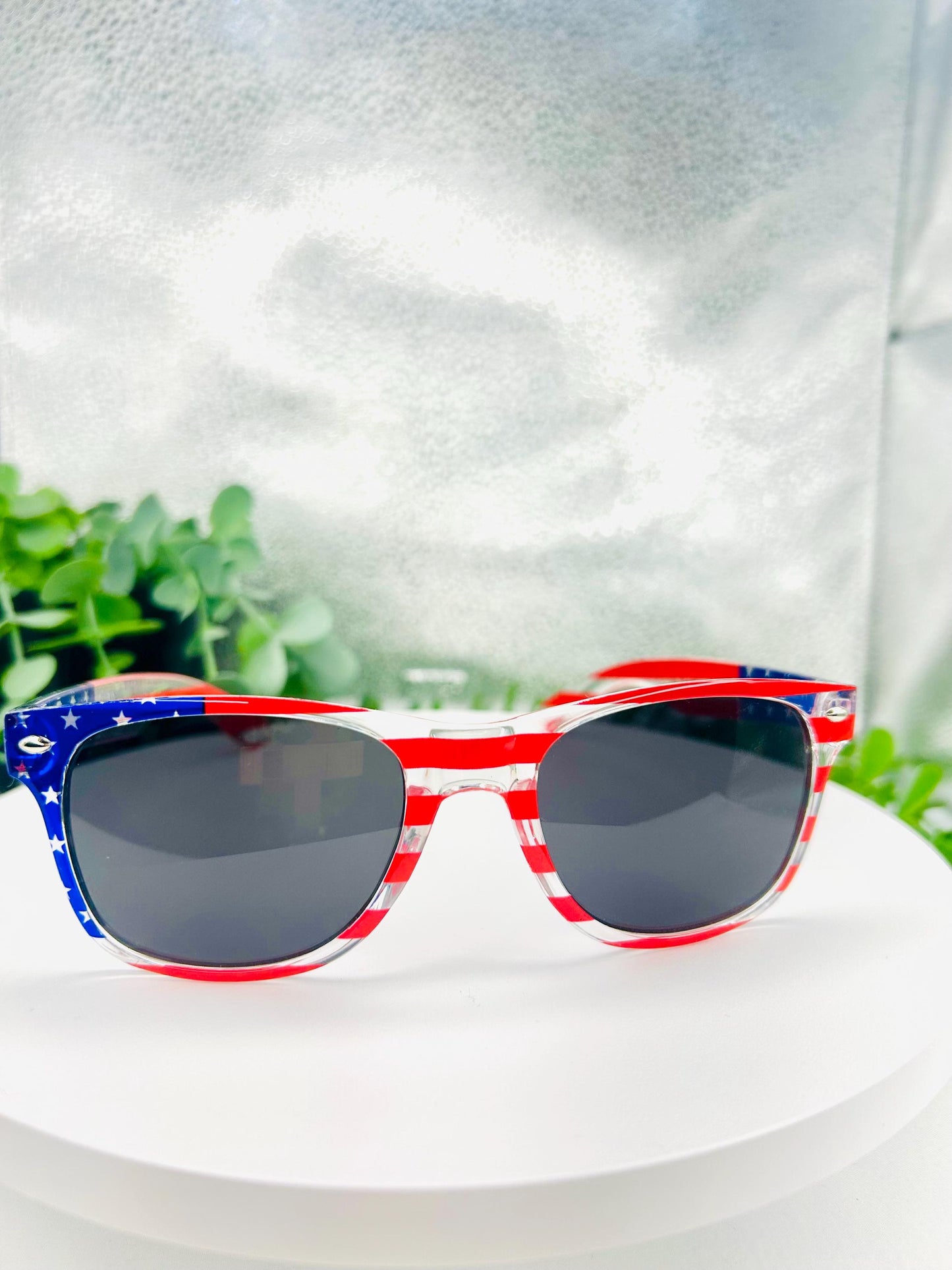 Star-Spangled Baddie|Patriotic American Flag 4th July Sunglasses Red White & Blue Summer USA Shades Bold UV Sun Protection Statement Eyewear