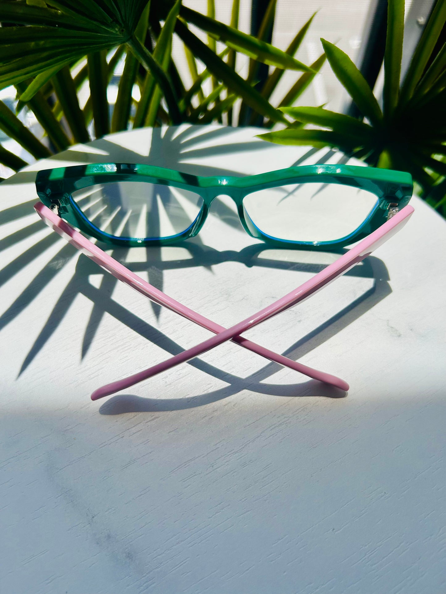 Kiwi Kool Aid – Juicy, Flirty, and Totally Unbothered Eyeglass Frames