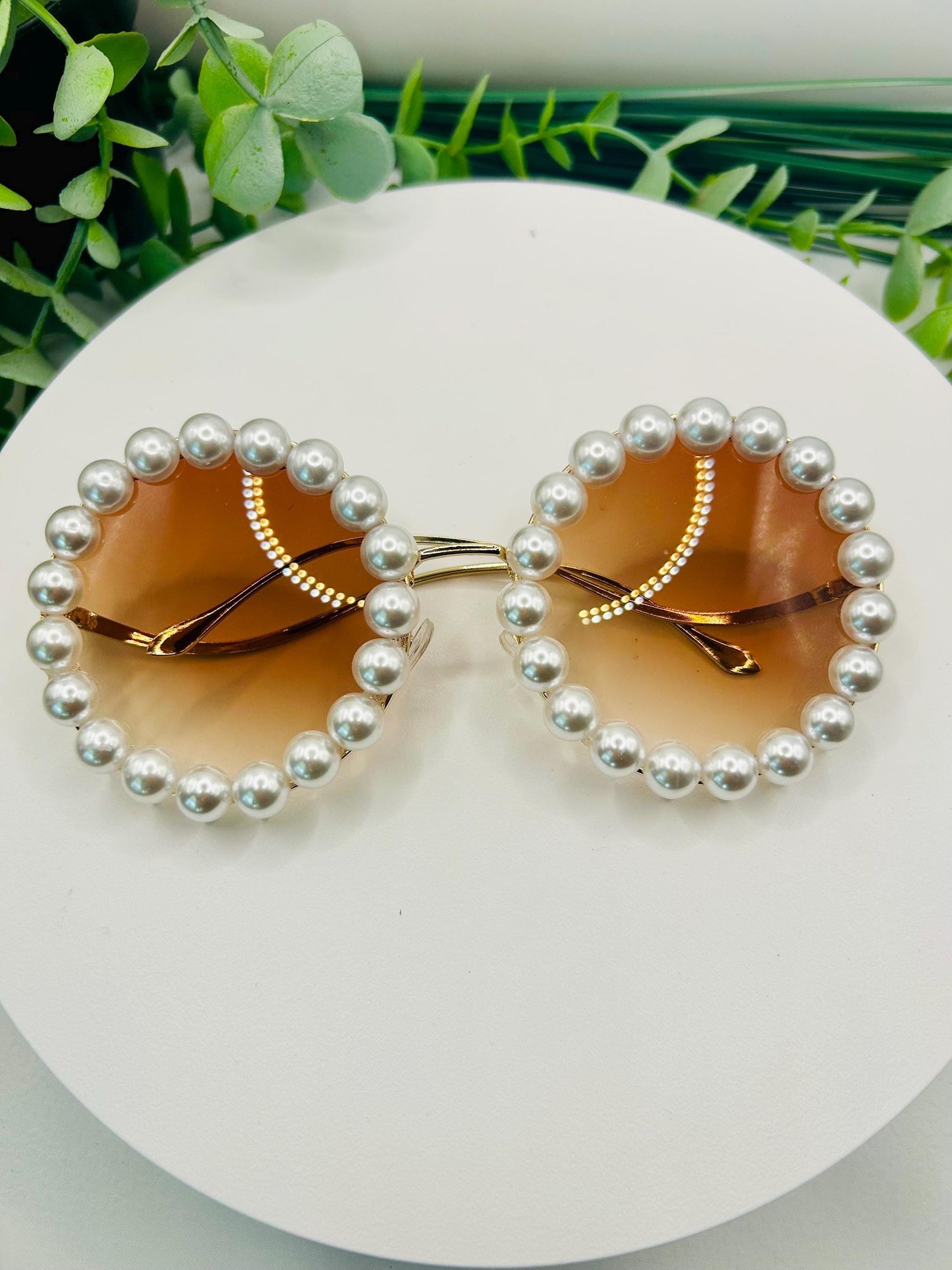 Pearl Please Round Sunglasses-Oversized Vintage Glam Statement Frames Luxury Circle Brown Sparkle Trendy Summer Shades Festival Eyeglasses