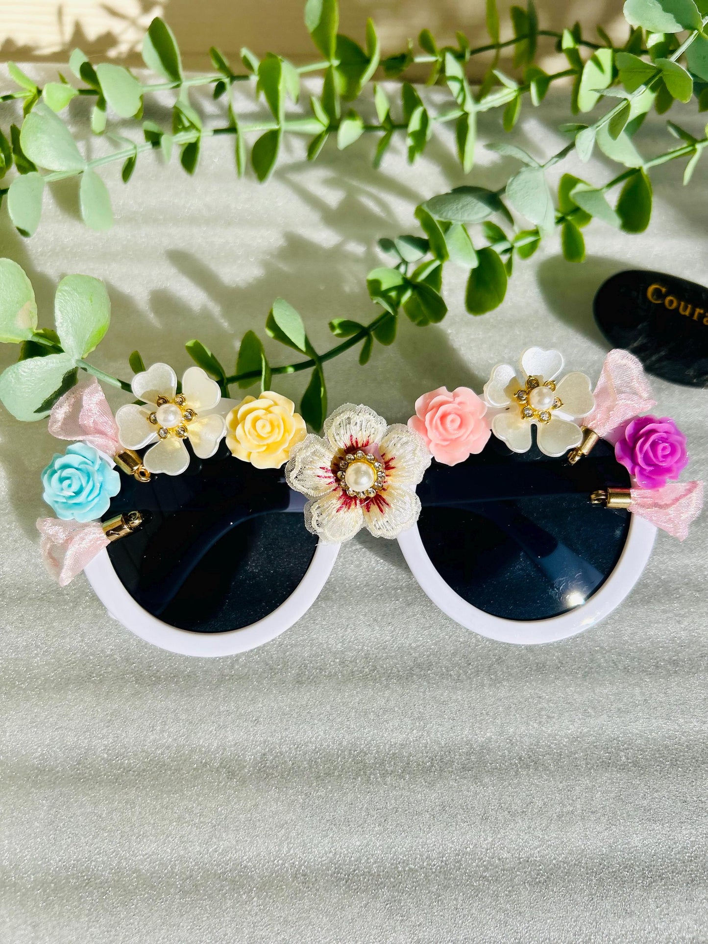 Spring Shades Oversized Round Bold Black Sunglasses Spring Flowers Luxury Frames|Trendy Summer Beach Eyewear UV Protection