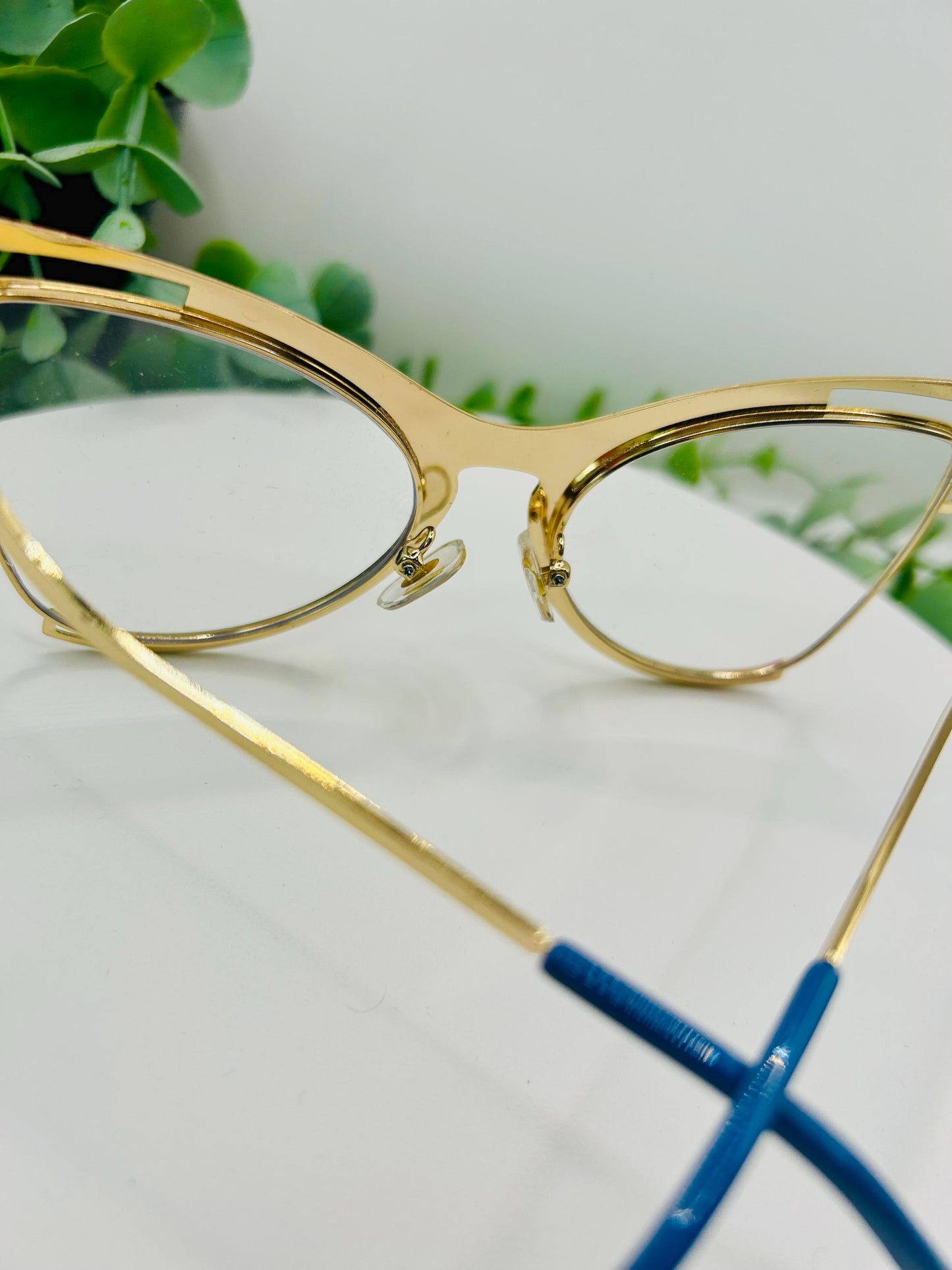 Butterfly Dreams Effect Rainbow Cat Eye Glasses Oversized Blue Light Non-Prescription Eyewear Colorful Statement Eyeglass Frames iridescent