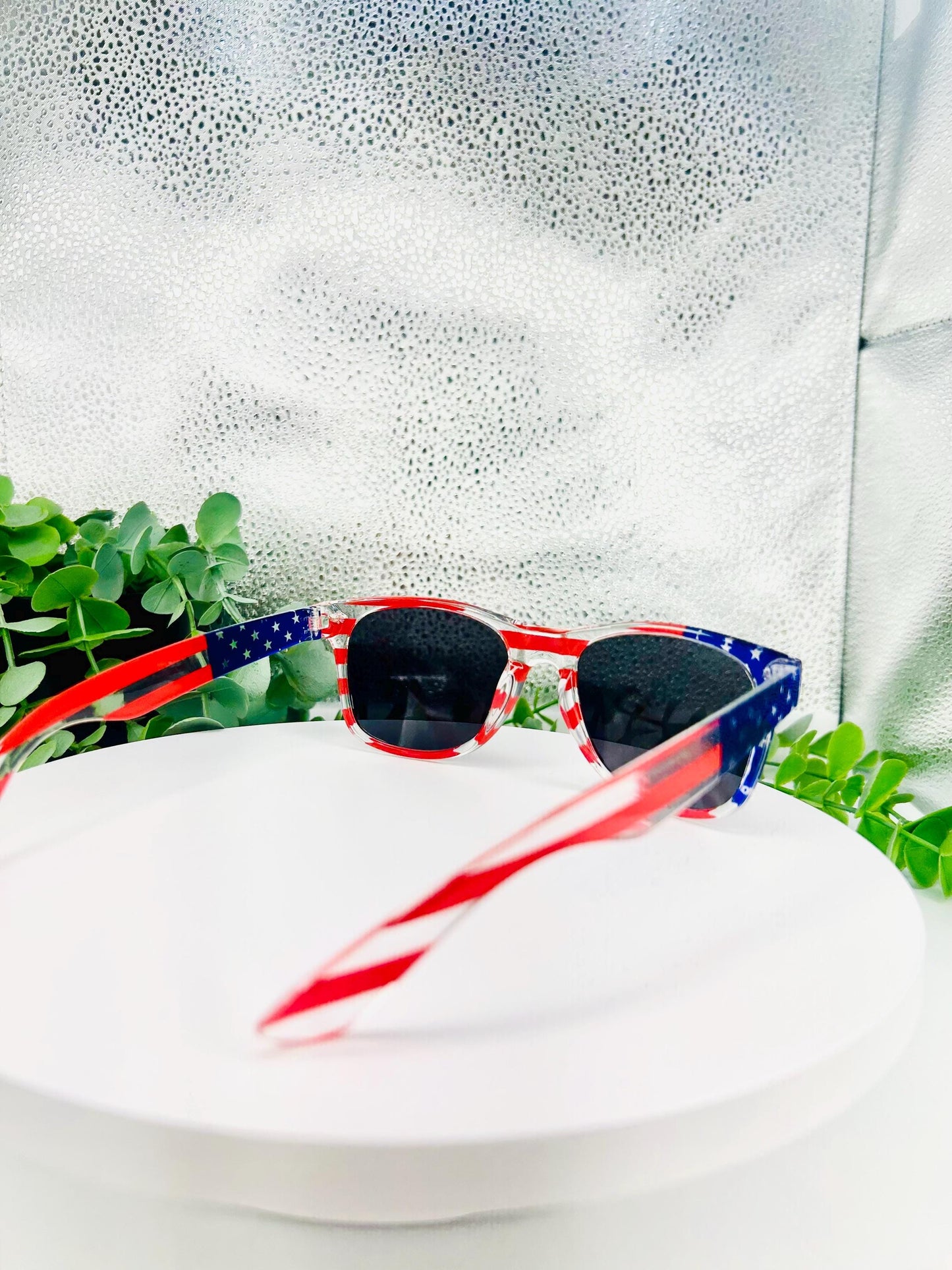 Star-Spangled Baddie|Patriotic American Flag 4th July Sunglasses Red White & Blue Summer USA Shades Bold UV Sun Protection Statement Eyewear