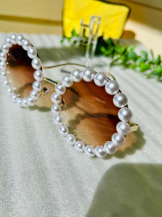 Pearl Please Round Sunglasses-Oversized Vintage Glam Statement Frames Luxury Circle Brown Sparkle Trendy Summer Shades Festival Eyeglasses